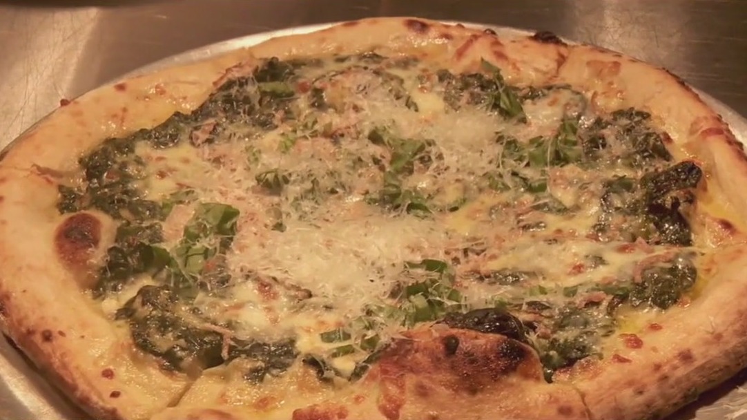 Mothership Pizza opens in Edina