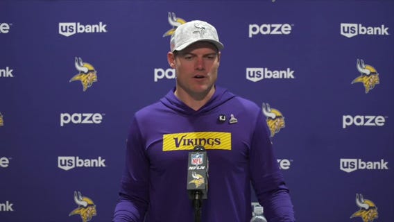 Kevin O'Connell reacts after Vikings beat Jaguars, 12-7