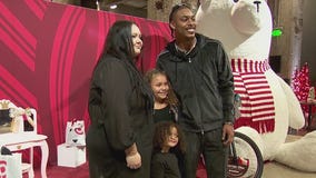 Vikings' Justin Jefferson hosts holiday give-back event
