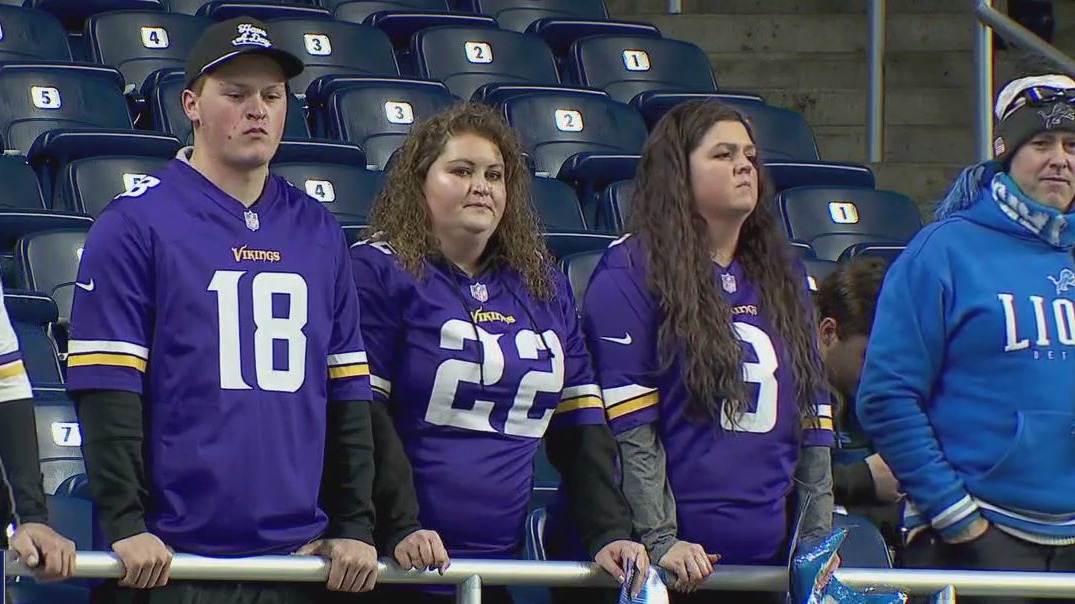 Vikings fans invade Detroit for big game
