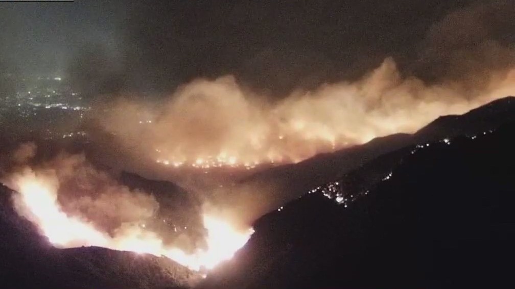 3 wildfires continue to grow in Southern California