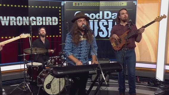 Wrongbird performs "Western Hero"