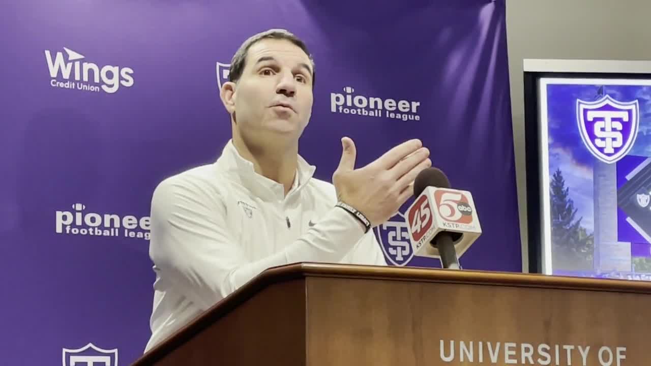 Glenn Caruso introduces St. Thomas 2025 football class