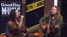 Beth // James performs 'Tiki Christmas Land'