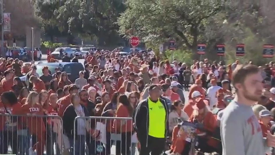 Longhorns get send-off as they depart to NOLA