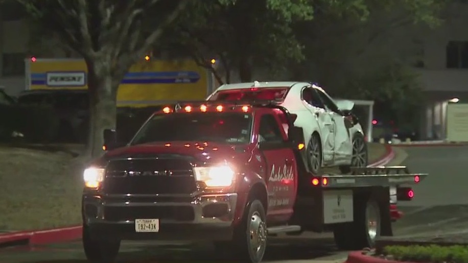 Car crashes into ER at Austin hospital | FOX 7 Austin