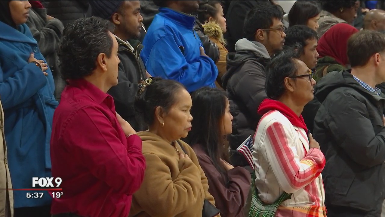 More than 200 participate in naturalization ceremony in Richfield, Minn.