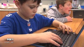 Students pen letters to peers in cancer treatment