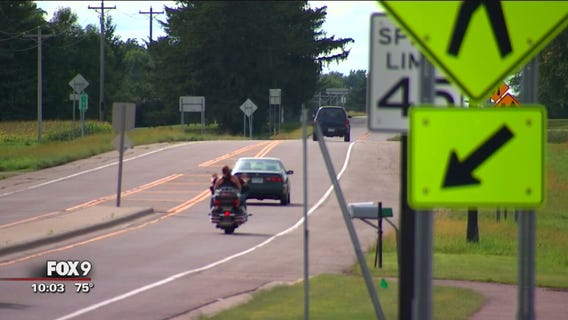 Shakopee police officer critically hurt after crashing motorcycle