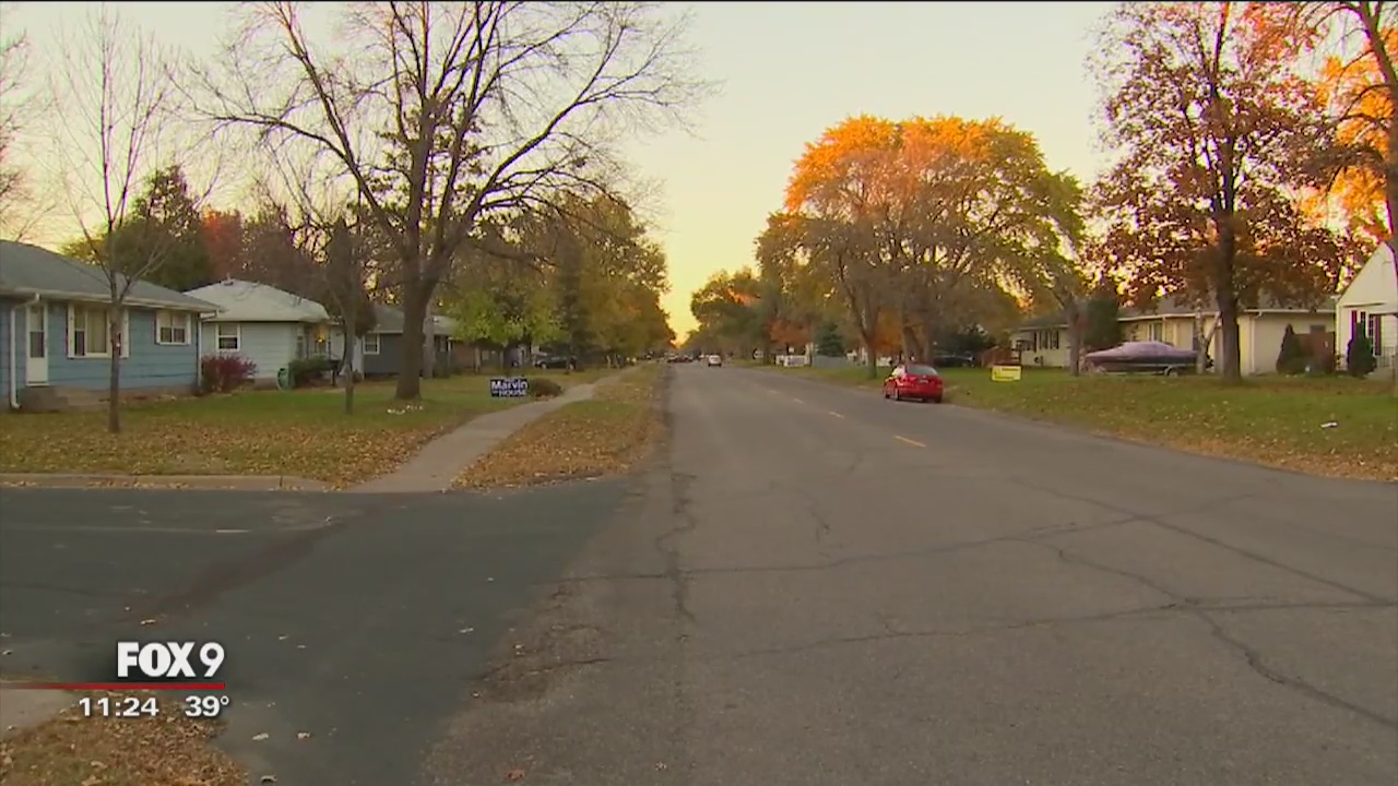 Reward offered for information after man robs mother at gunpoint in Brooklyn Center