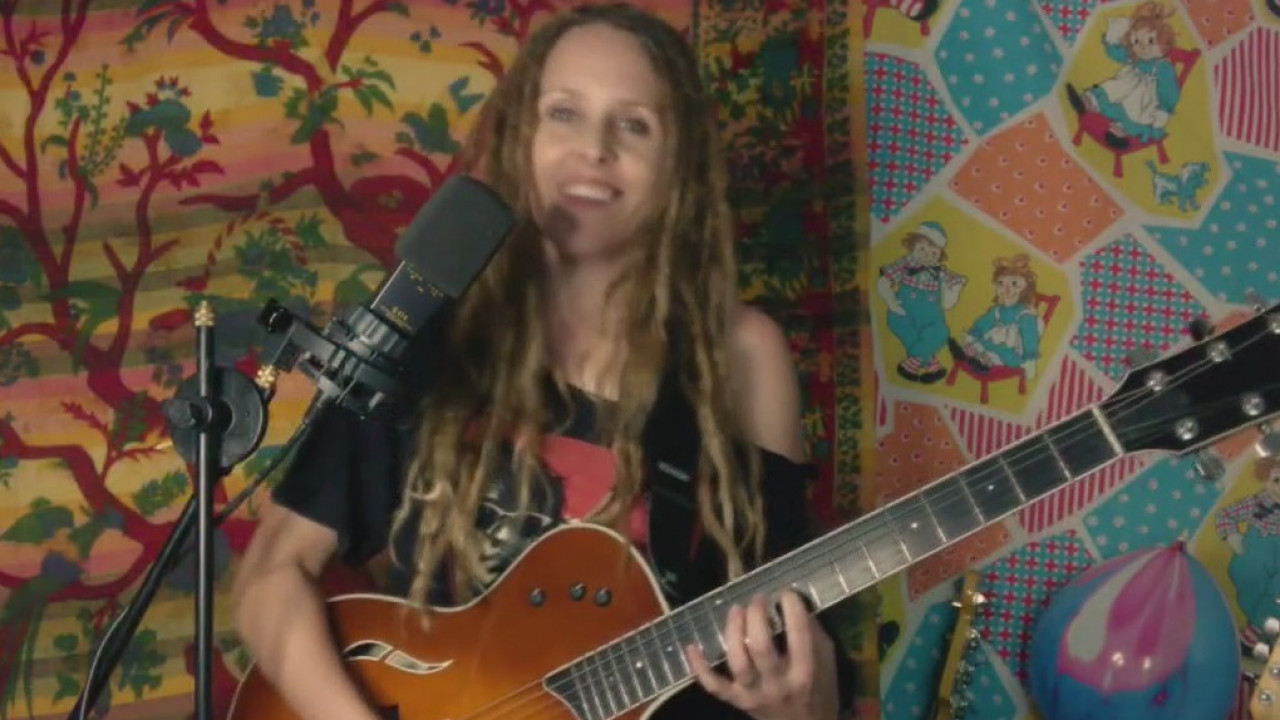 Music in the Morning: Adrian Conner