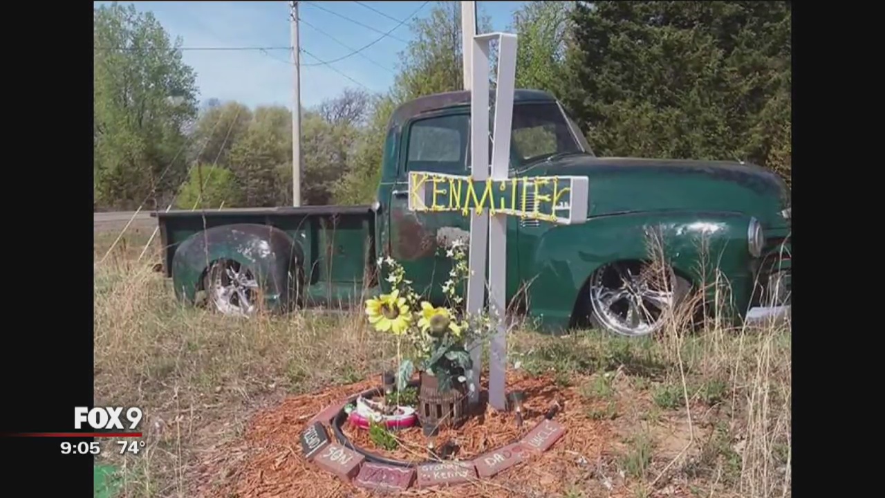 St. Francis man angry after memorial cross dedicated to late father removed by MnDOT