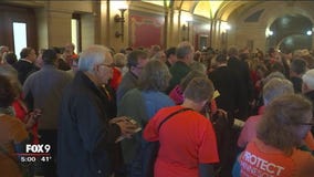 House committee hearing over gun bills draws hundreds