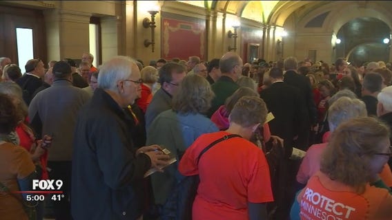 House committee hearing over gun bills draws hundreds