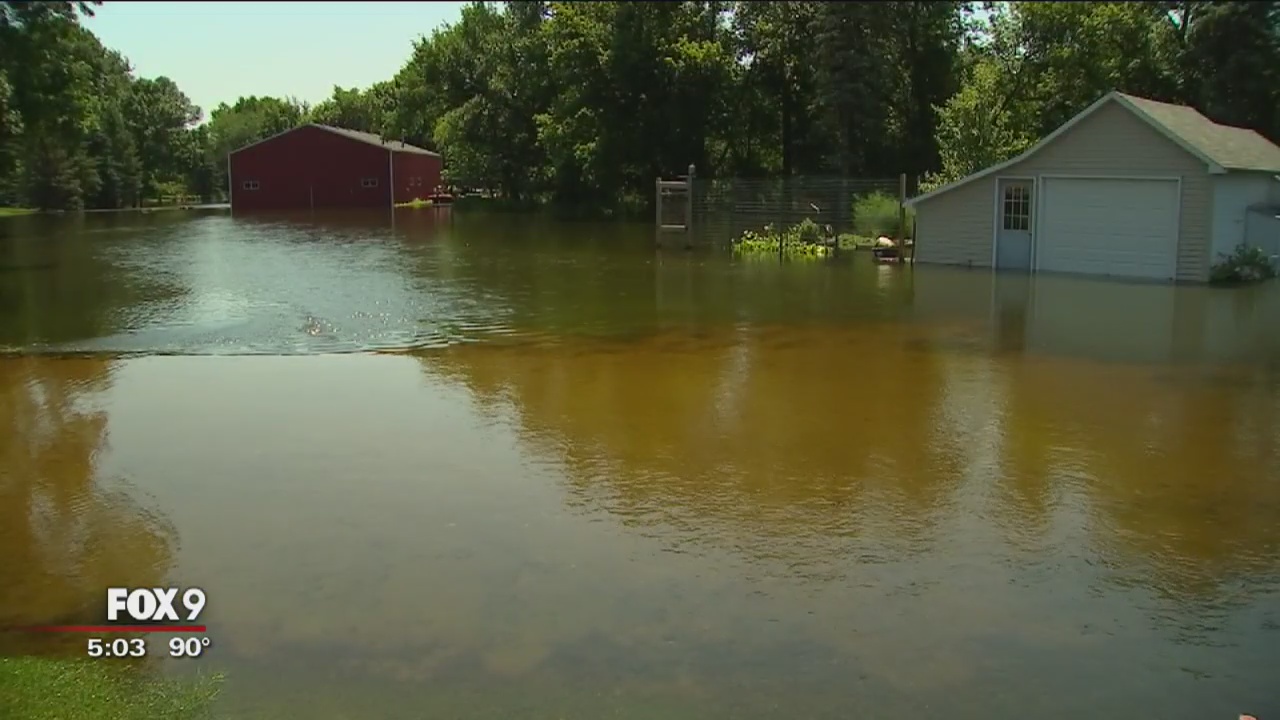 Lawmakers tour flood damage