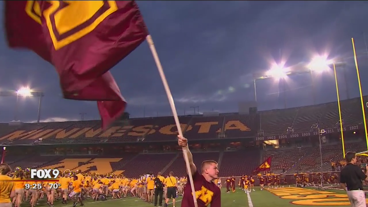 U of M freshmen participate in annual rally