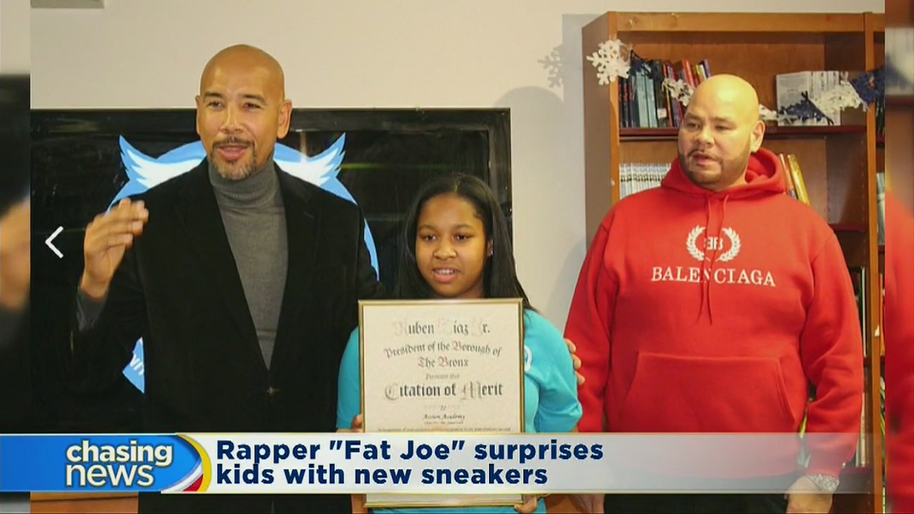 Rapper "Fat Joe" surprises kids with new sneakers