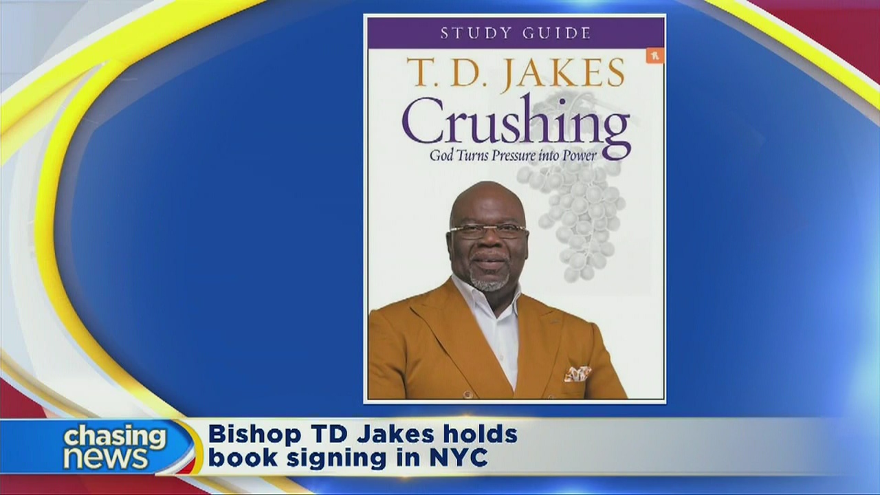 Bishop TD Jakes holds book signing in NYC