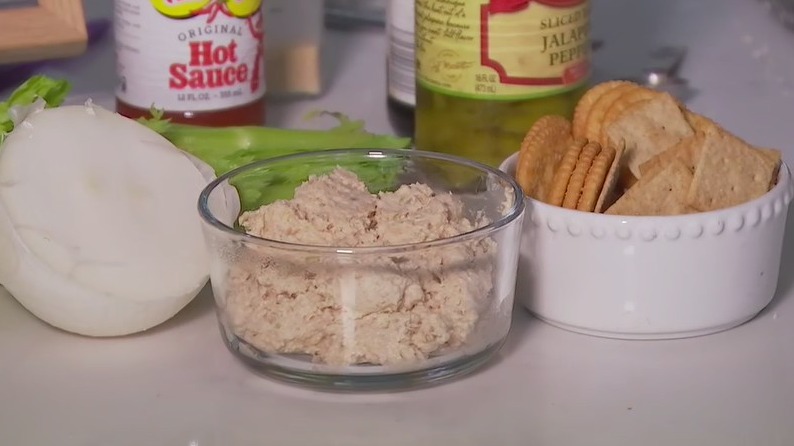 Smoked fish dip recipe from FOX 7 Austin's Tierra Neubaum