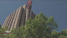 14 jurors move on in selection process for Yanez trial