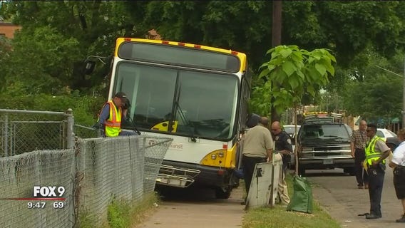 Bus driver's quick action prevents catastrophe