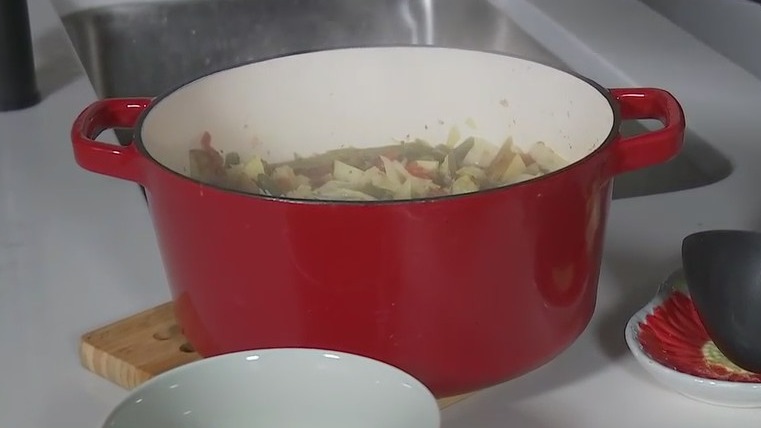 Cabbage soup recipe from FOX 7 Austin's Tierra Neubaum