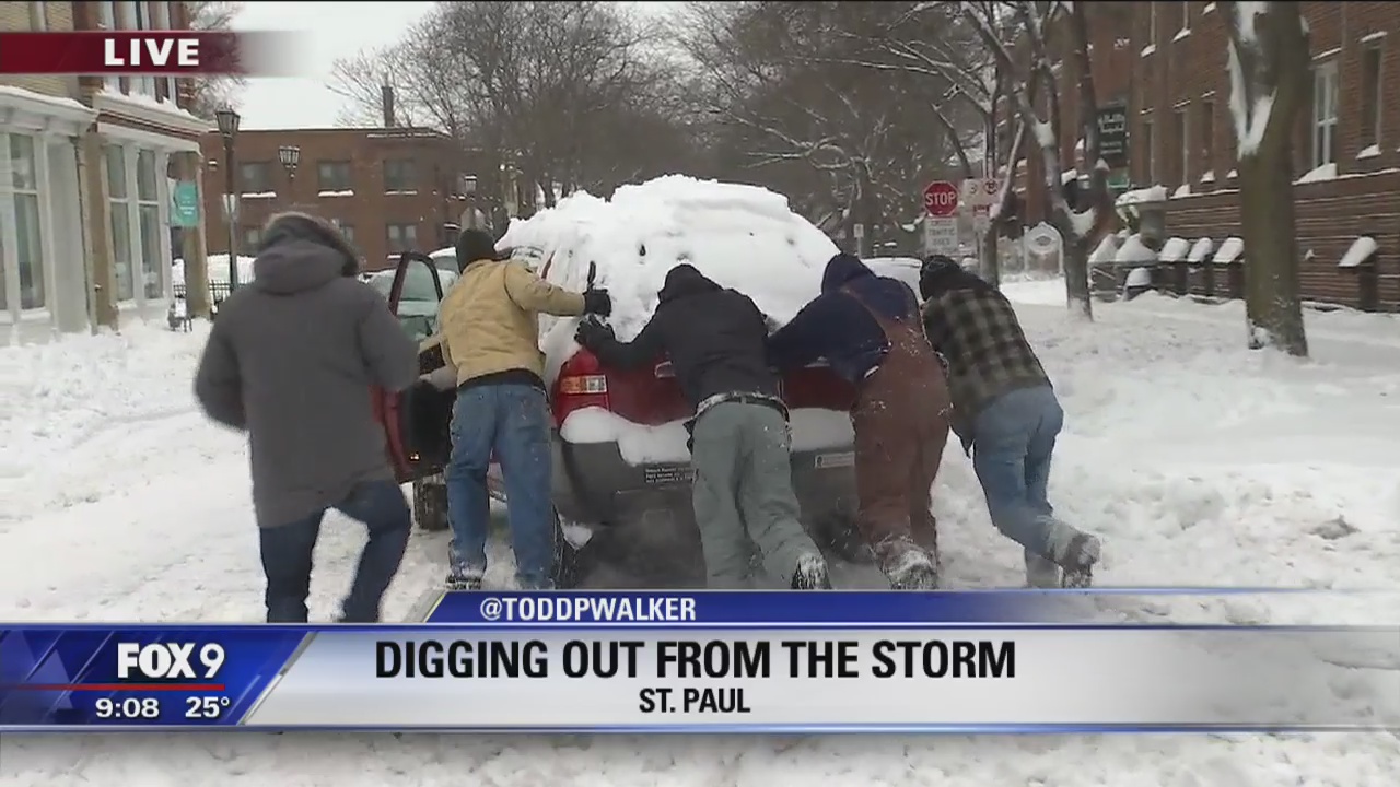 Twin Cities residents start digging out after April snowstorm