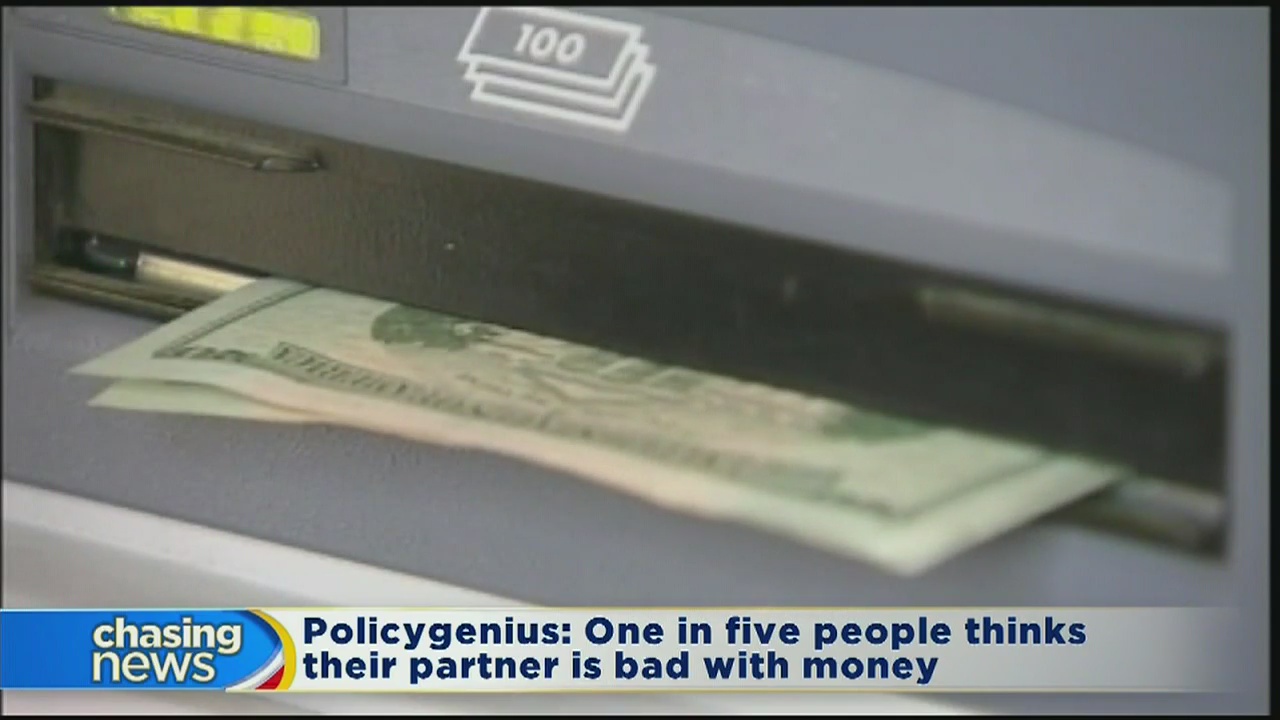 Survey: 1 in 5 thinks partner is bad with money