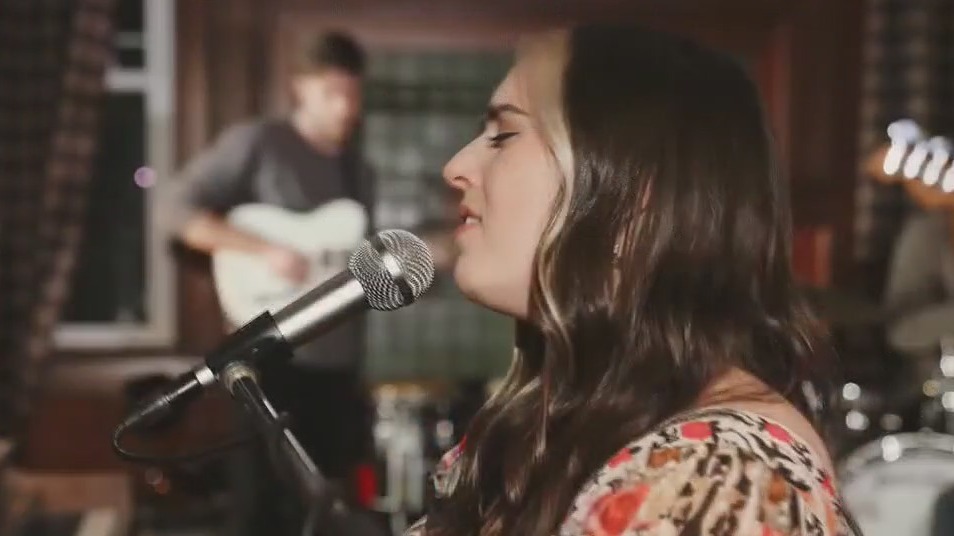 Music in the Morning: Beth // James