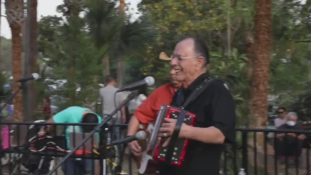 Music in the Morning: Santiago Jimenez, Jr.