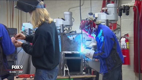 High Schoolers team up with MnDOT