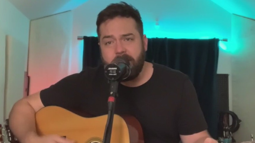 Charlie Berry performs 'Be Somebody'