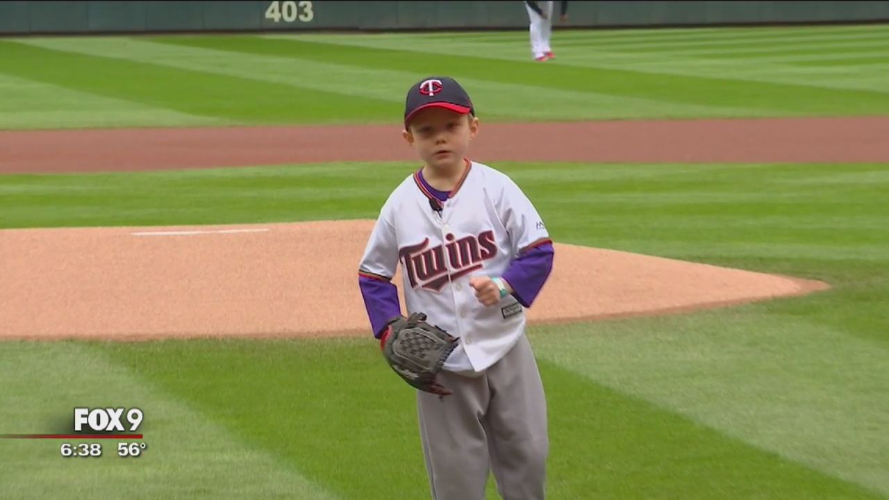 Boy who suffered stroke throws out first pitch at Twins game