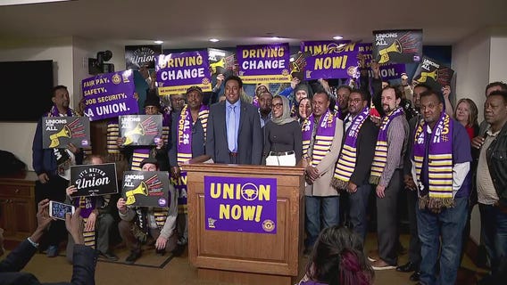 Uber, Lyft drivers push to unionize