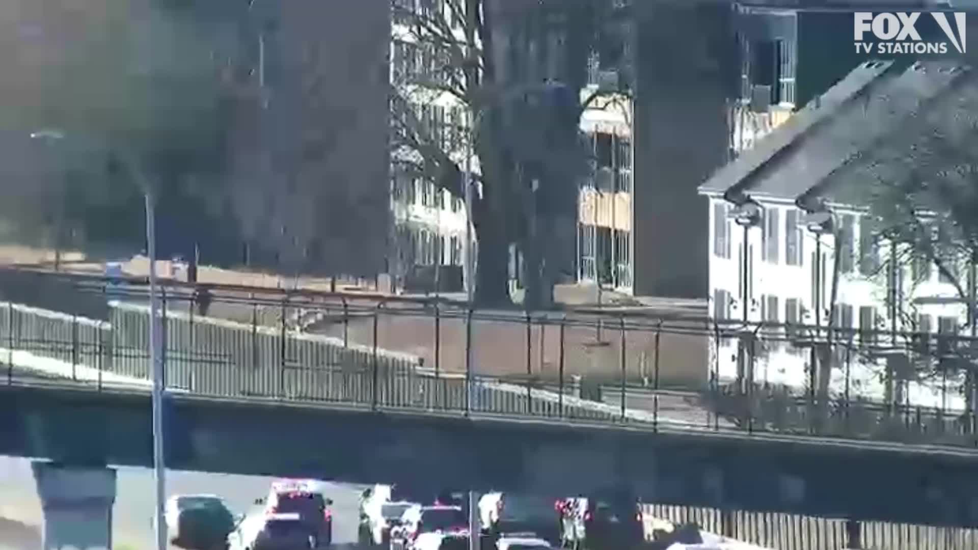 Police pursuit on I-394 ends with no arrests