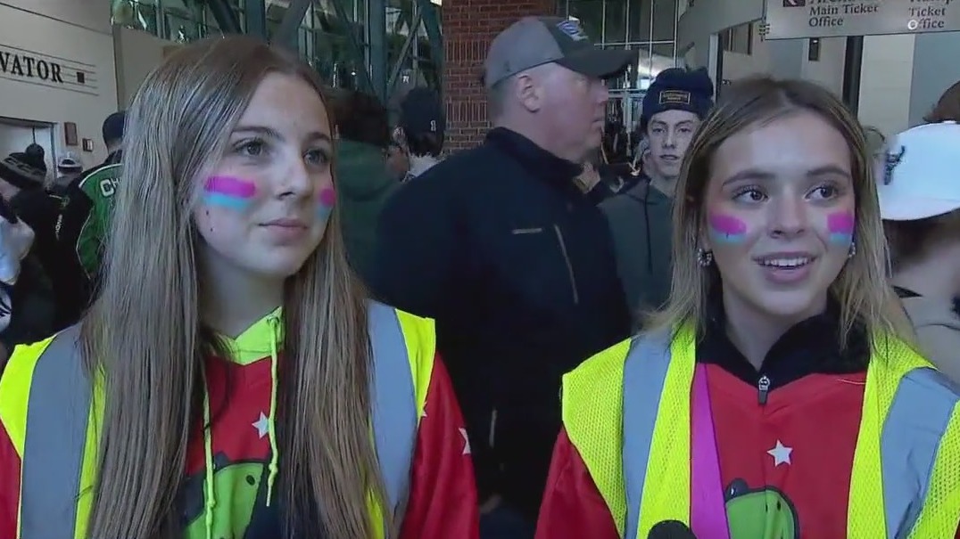 MN boys hockey tournament brings fans from everywhere