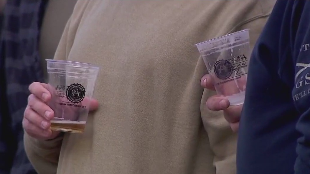 Alcohol sales at social districts, food halls