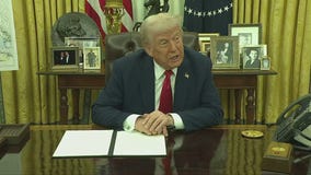 Trump says he would 'love' to run against Obama in 3rd term