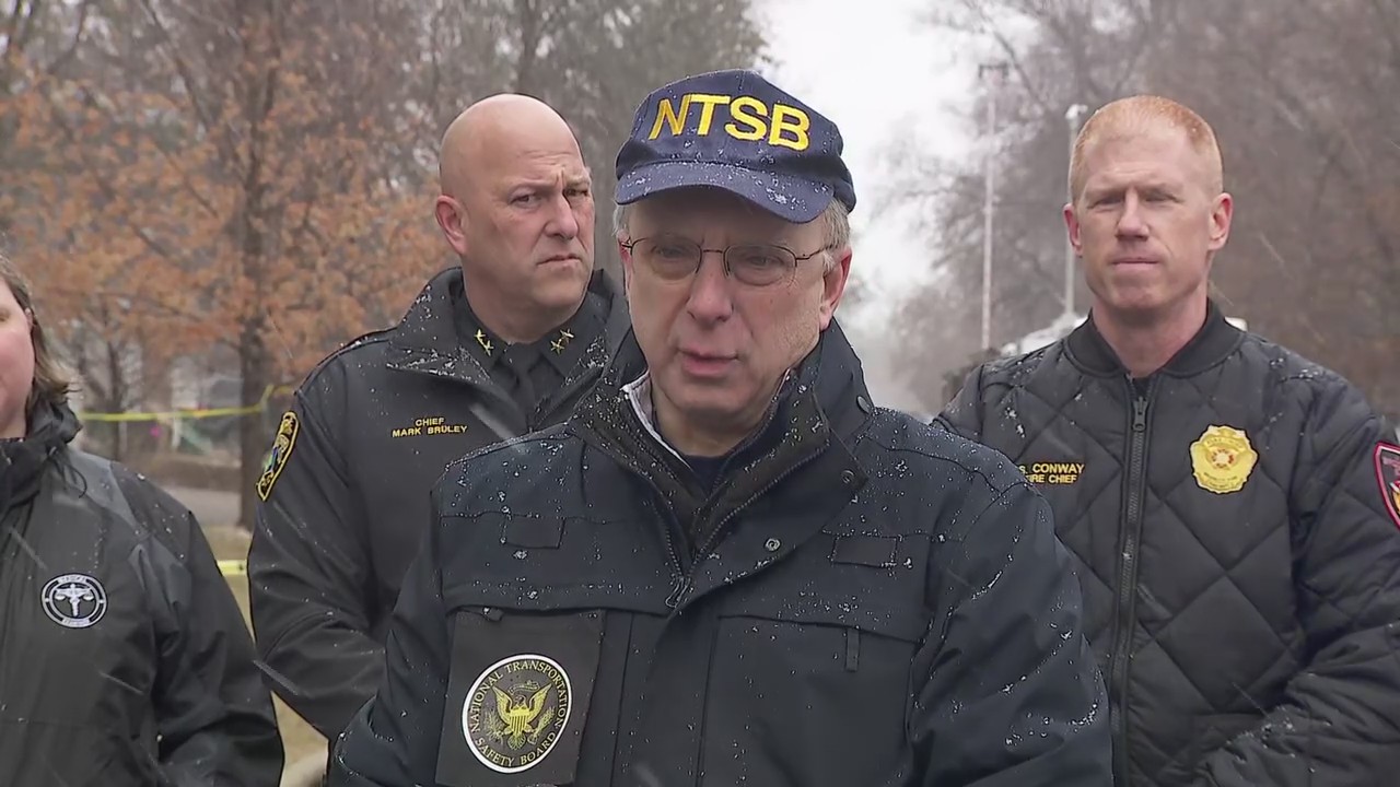 Authorities share Brooklyn Park plane crash update [RAW]