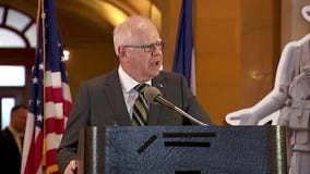 Gov. Walz booed, heckled at MN Capitol [RAW]