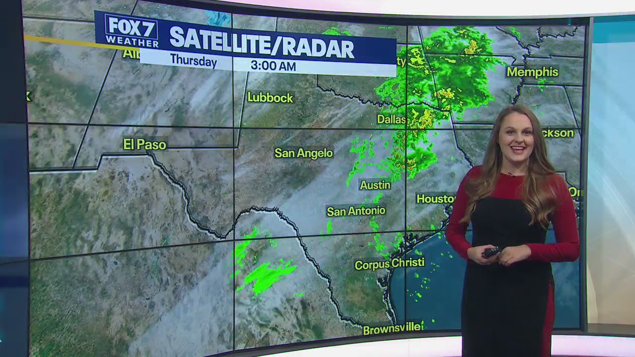 Foggy, soggy start to Thanksgiving with some storms in the area