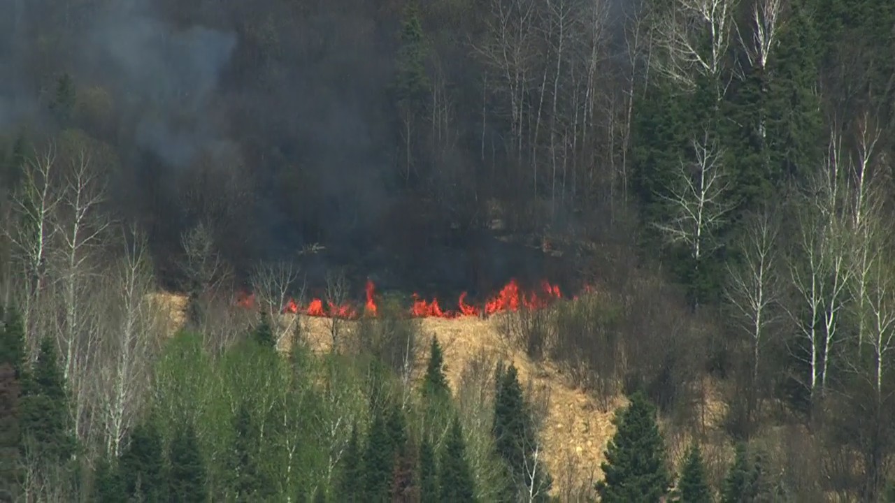 Twin wildfires burn in northern Minnesota [AERIALS]