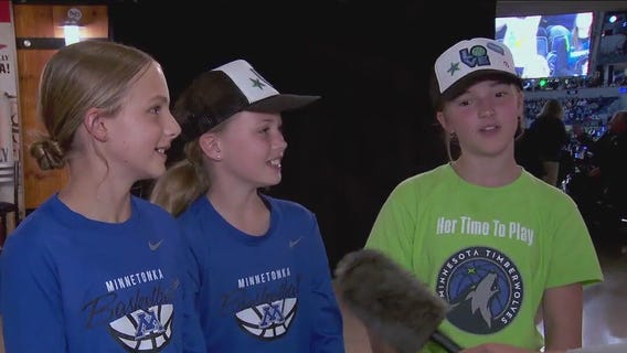 Fans welcome Paige Bueckers back as Dallas Wing