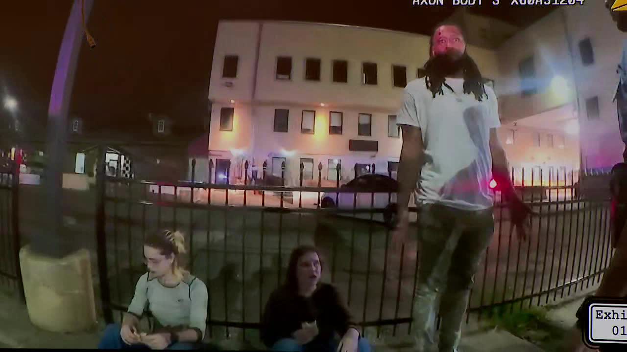 Derrick Thompson trial: Bodycam video shown