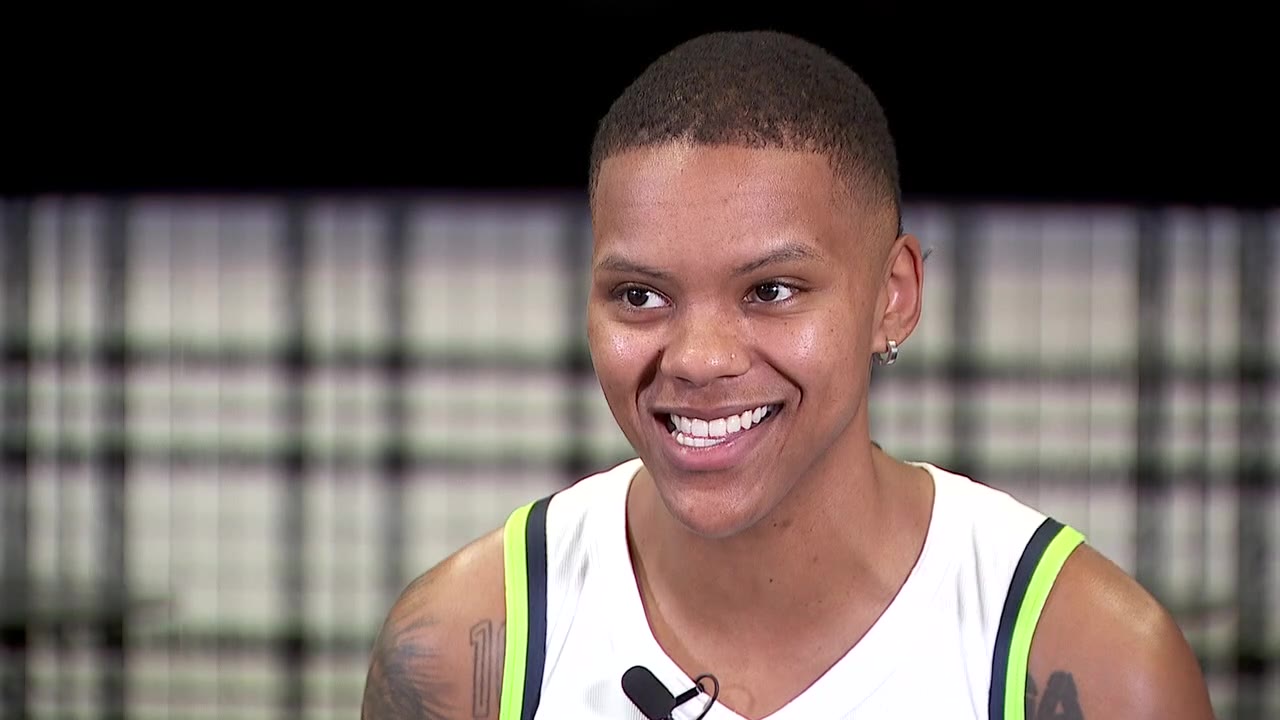 Lynx Point Guard Courtney Williams: Unscripted