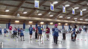 Minnesota Twins, Courage Kenny host adaptive softball clinics