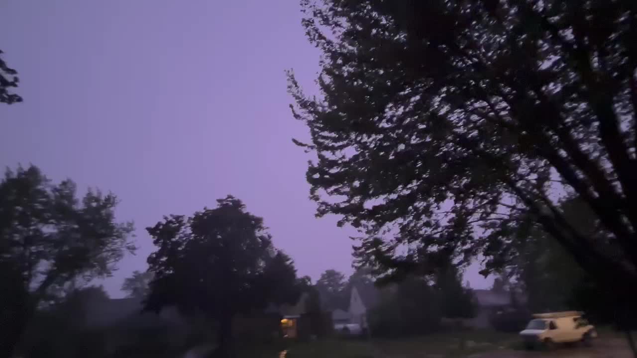 MN weather: Northeast Mpls lightning