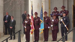 Melissa, Mark Hortman receive state honors [RAW]