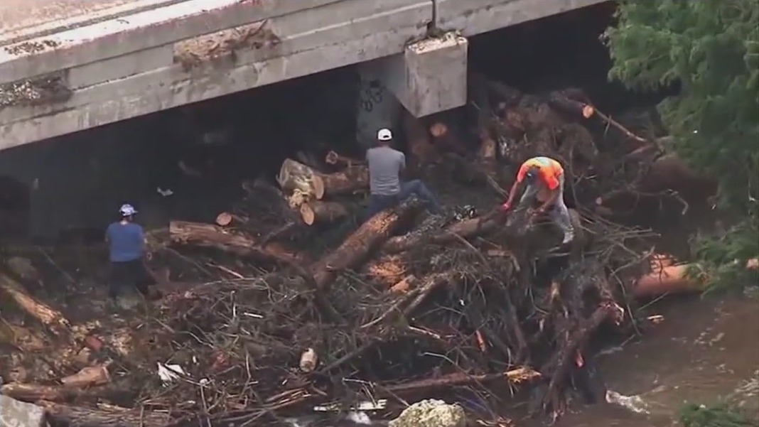 Texas flooding: Death toll surpasses 100
