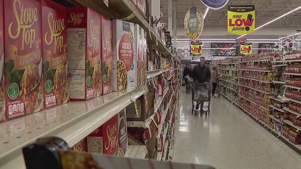 Minneapolis considers city-owned grocery stores